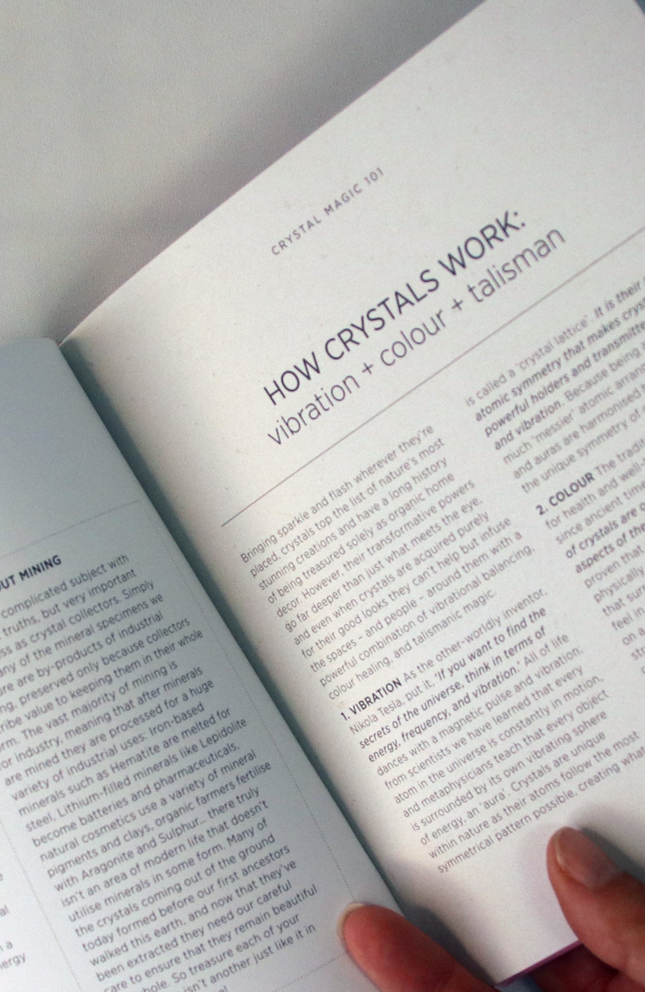 Crystals: The Modern Guide to Crystal Healing